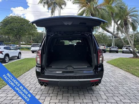 Used 2024 Chevrolet Suburban High Country AWD/4WD image 28