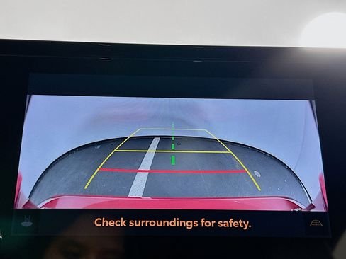 Used 2025 Toyota Camry SE image 23