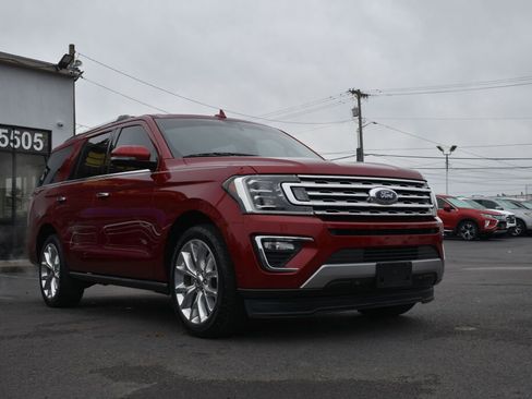 Used 2018 Ford Expedition Limited w/ Equipment Group 302A image 3