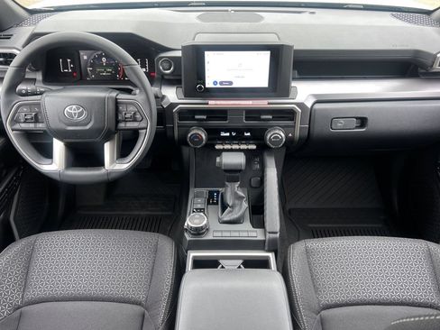 New 2026 Toyota 4Runner SR5 AWD/4WD image 13
