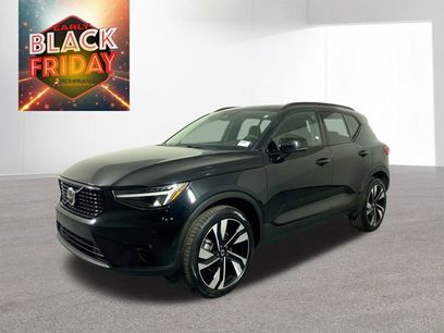 Used 2025 Volvo XC40 B5 Plus