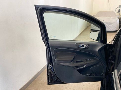 Used 2019 Ford EcoSport SE w/ SE Convenience Package image 14