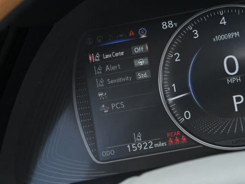 Used 2025 Lexus ES 350 Ultra Luxury w/ Accessory Package (Z2) FWD image 25