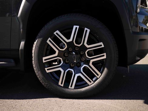 New 2026 Chevrolet Silverado EV LT w/ Plus Package image 13