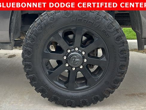 Used 2022 RAM 2500 Laramie w/ Night Edition image 20