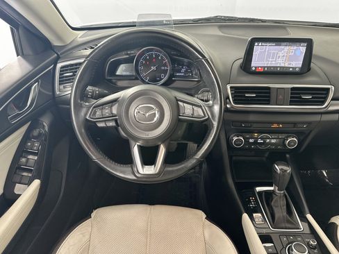 Used 2018 MAZDA MAZDA3 Grand Touring FWD image 24