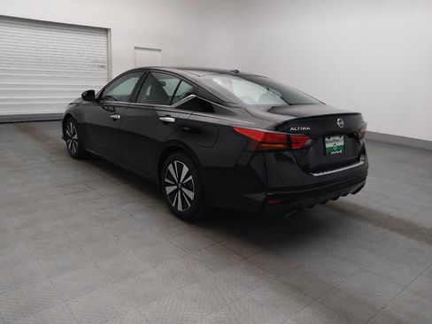 Used 2020 Nissan Altima 2.5 SV FWD image 3