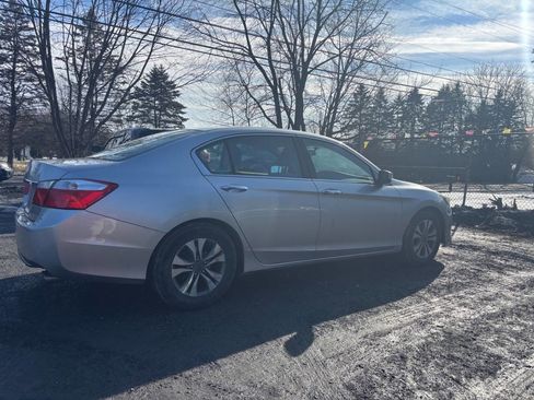 Used 2014 Honda Accord LX image 4
