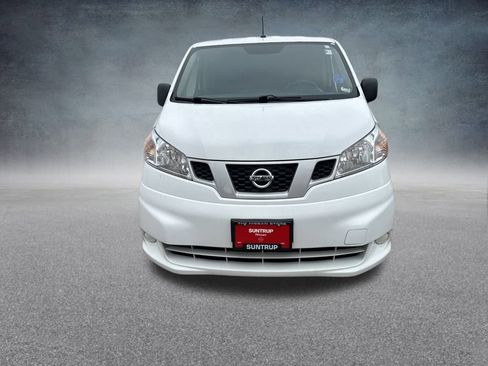 Used 2020 Nissan NV200 S image 9