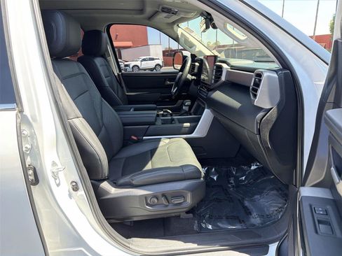 Used 2023 Toyota Tundra Limited w/ Power Package AWD/4WD image 15