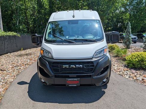 Used 2023 RAM ProMaster 2500 w/ Convenience Group FWD image 8