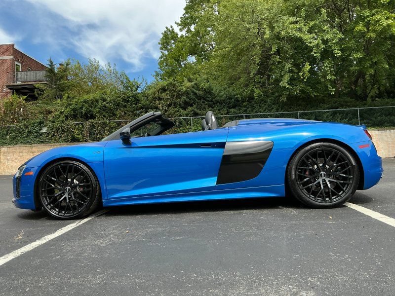 Used 2018 Audi R8 V10 AWD/4WD image 9