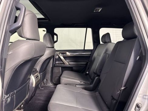 Used 2021 Lexus GX 460 Premium image 23
