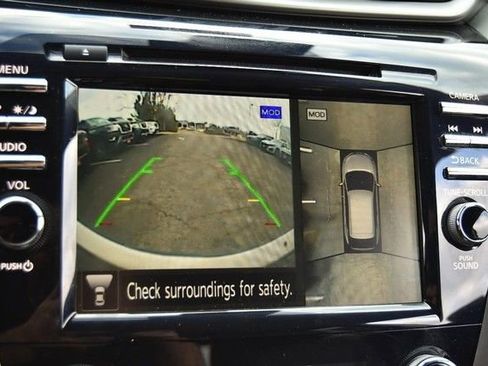 Certified 2024 Nissan Murano Platinum w/ Cargo Package image 18