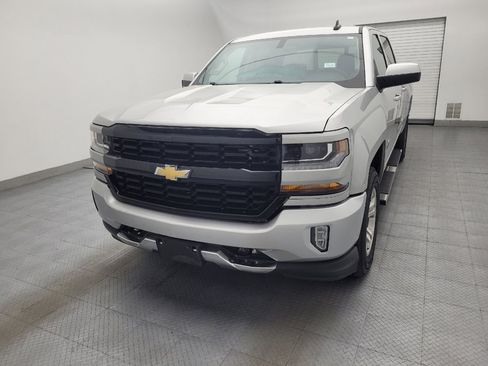Used 2018 Chevrolet Silverado 1500 LT w/ Texas Edition image 15