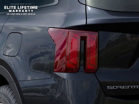 New 2026 Kia Sorento S w/ S Panoramic Sunroof Package FWD image 12