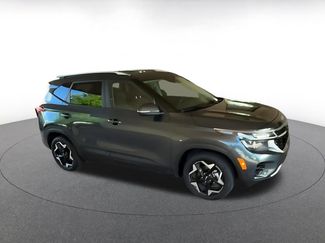 Used 2025 Kia Seltos S video 2