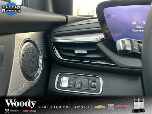 Certified 2025 Buick Enclave Avenir w/ Trailering Package, 5000 lbs. image 18