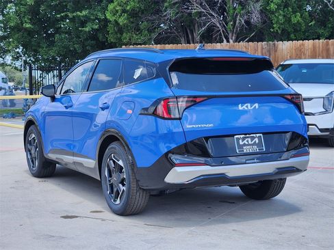 New 2026 Kia Sportage SX image 3