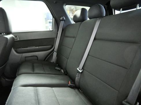 Used 2009 Ford Escape XLT FWD image 15