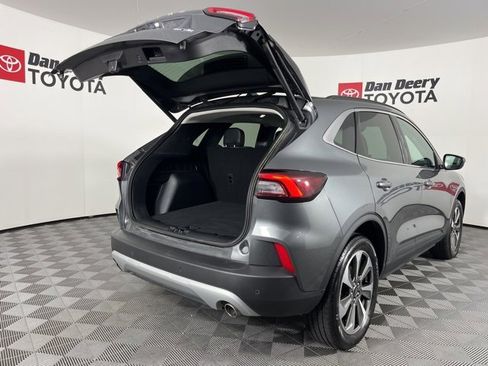 Used 2025 Ford Escape Platinum image 19