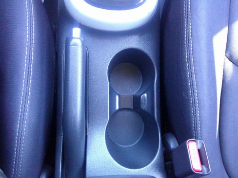 Used 2012 Kia Soul + image 65