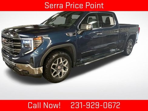 Used 2022 GMC Sierra 1500 SLT w/ SLT Premium Package AWD/4WD image 1
