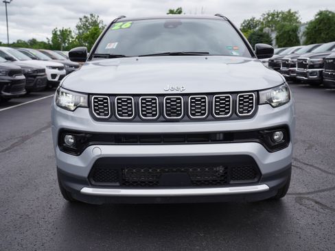 Used 2026 Jeep Compass Limited AWD/4WD image 10