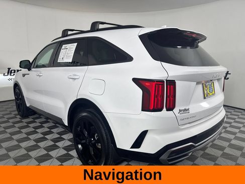 Used 2023 Kia Sorento SX FWD image 10