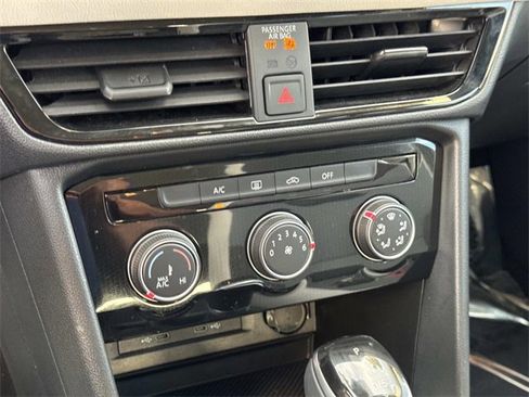 Certified 2025 Volkswagen Taos S image 20