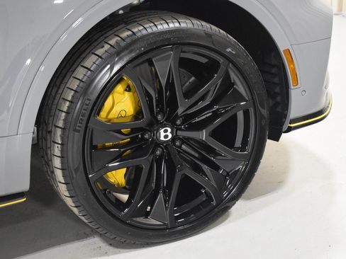 New 2026 Bentley Bentayga Speed image 7