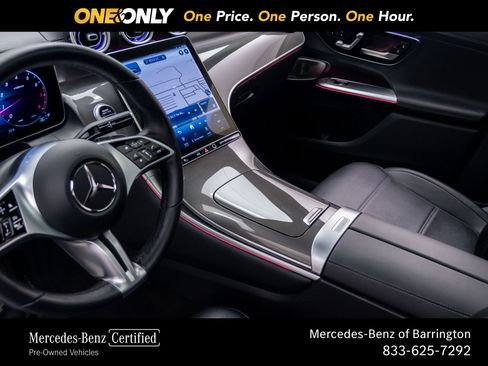 Used 2023 Mercedes-Benz GLC 300 4MATIC image 14