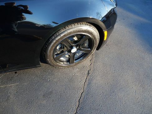 Used 2019 Chevrolet Camaro LT image 29