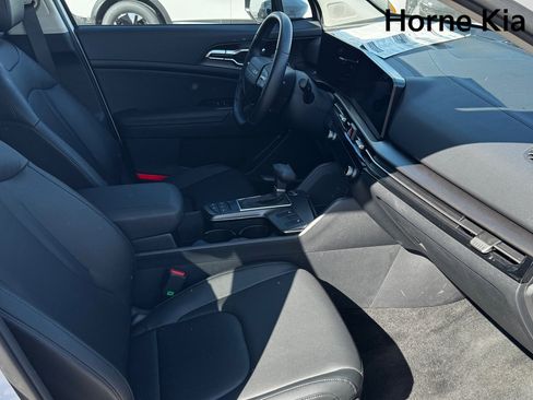 New 2026 Kia Sportage EX image 18