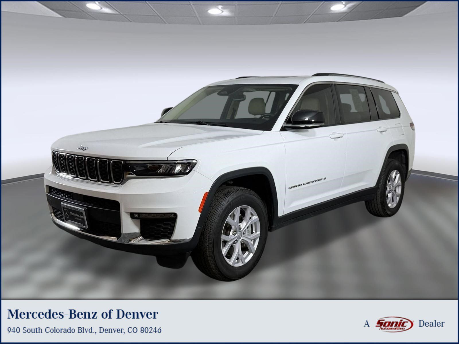 Used 2021 Jeep Grand Cherokee L Limited AWD/4WD image 1