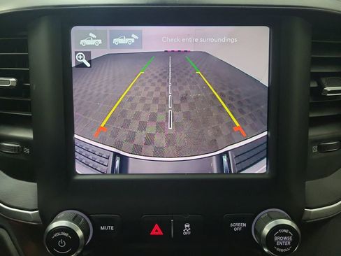 Used 2019 RAM 2500 Big Horn image 26