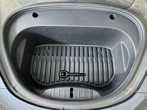 Used 2023 Tesla Model 3 Standard Range RWD image 32