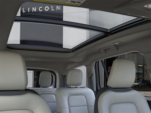 New 2026 Lincoln Aviator Premiere image 22