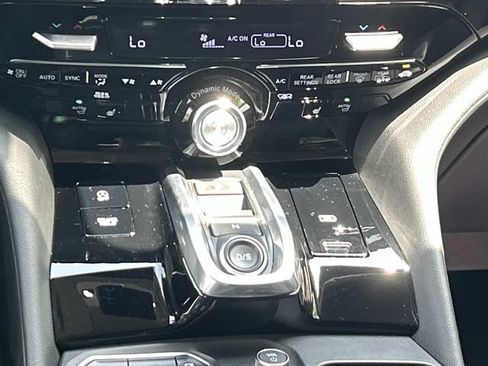 Used 2023 Acura MDX FWD image 27