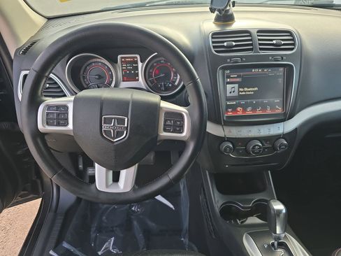 Used 2018 Dodge Journey GT image 18