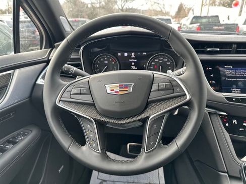 New 2026 Cadillac XT5 Sportv w/ LPO, Floor Liner Package image 14