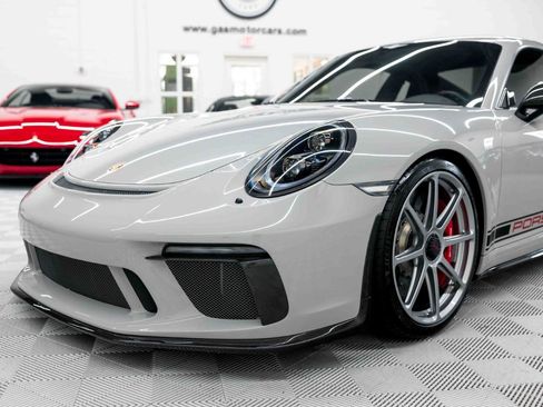 Used 2018 Porsche 911 GT3 RWD image 13