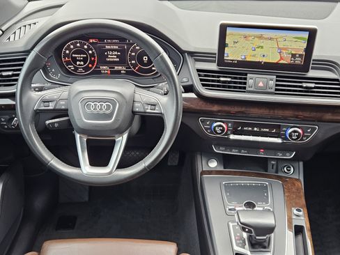 Used 2019 Audi Q5 2.0T Premium Plus w/ Premium Plus Package image 27