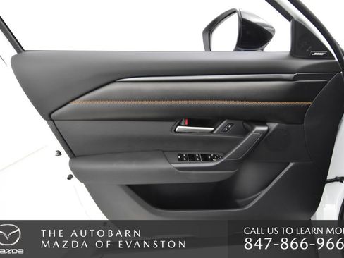 New 2026 MAZDA CX-50 2.5 Hybrid w/ Cargo Package AWD/4WD image 31