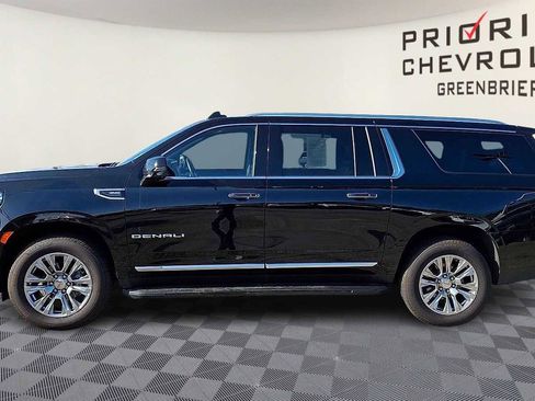 Used 2024 GMC Yukon XL Denali image 5