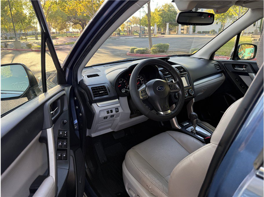 Used 2014 Subaru Forester 2.5i Touring AWD/4WD image 9