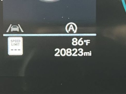 Certified 2024 Hyundai Santa Fe SEL FWD image 18
