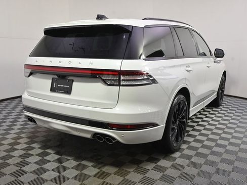 New 2026 Lincoln Aviator Reserve image 6