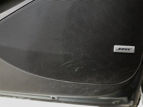 Used 2019 Buick Enclave Premium w/ Experience Buick Package image 23