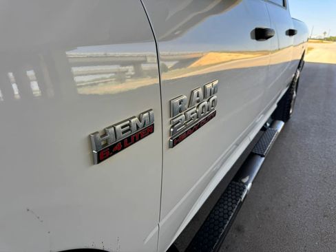 Used 2018 RAM 2500 Tradesman w/ Popular Equipment Group AWD/4WD image 11